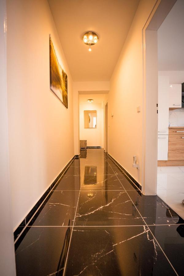 Wunderschoene Ferienwohnung In Solingen-Mitte エクステリア 写真